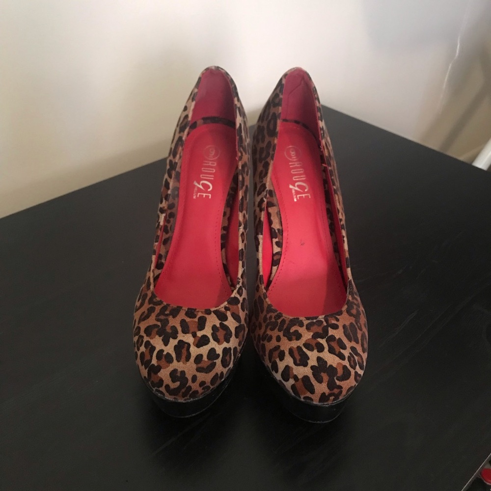 Rouge Cheetah Print Heel